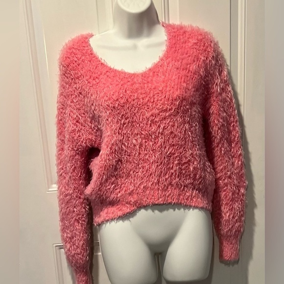 Freshman Women's Pink Long Sleeve Fuzzy Sweater Size S - Picture 7 of 12